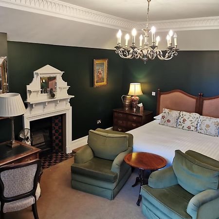 Waterford Castle Hotel & Golf Resort Ballinakill  Chambre photo
