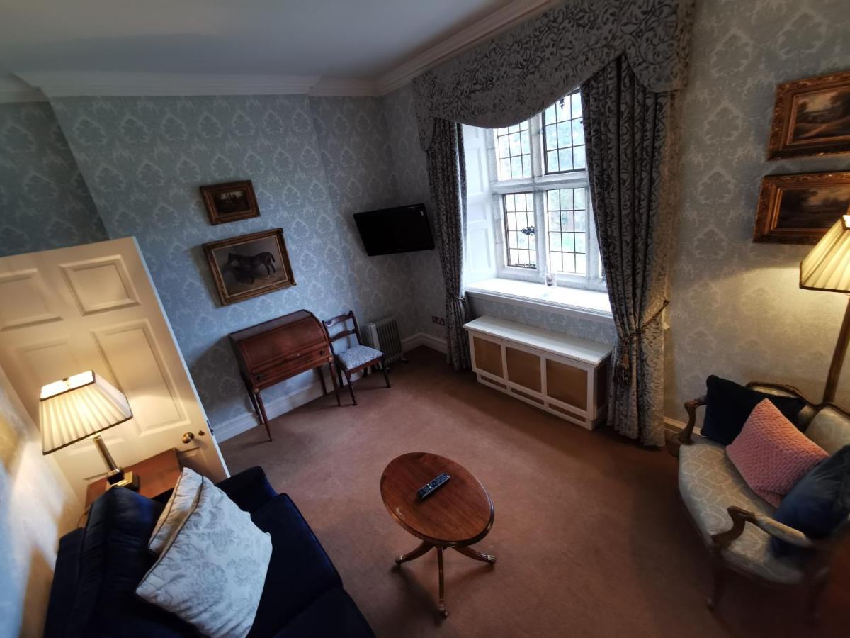 Waterford Castle Hotel & Golf Resort Ballinakill  Extérieur photo