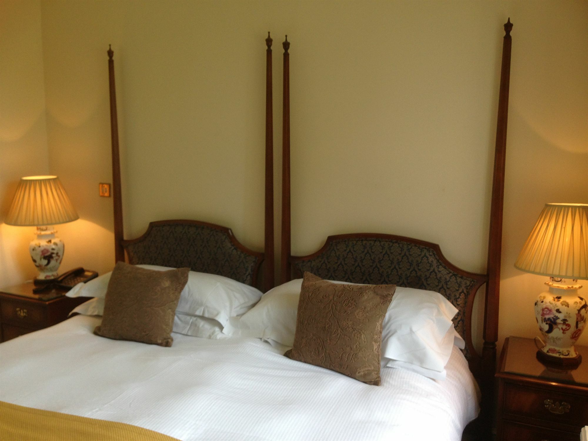 Waterford Castle Hotel & Golf Resort Ballinakill  Extérieur photo